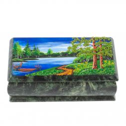 Шкатулка "Лодка на озере" из шабровского змеевика 18х9х6,5 см