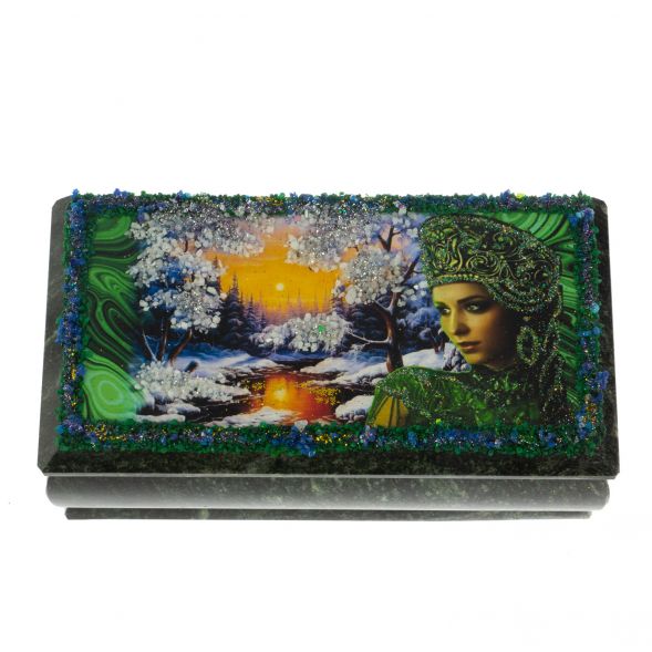 Шкатулка &amp;quot;Хозяйка медной горы. Зима&amp;quot; из змеевика 18х9х8 см 128750