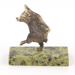 Статуэтка "Поросенок шагает" бронза змеевик