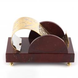 Подставка для телефона &amp;quot;Герб России&amp;quot; камень яшма в подарочной коробке Златоуст