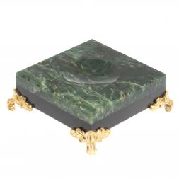 Подставка под шар нефрит, долерит 7,5х7,5х2,7 см