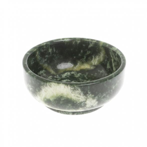 Орешница из нефрита 7х7х3 см 130019