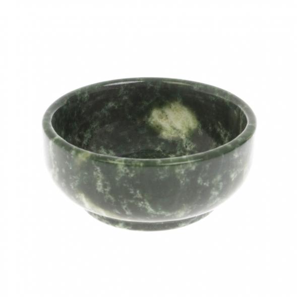 Орешница из нефрита 7х7х3 см 130019