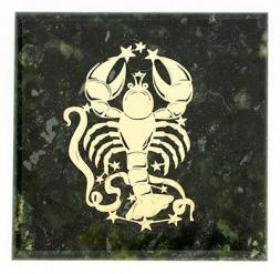 Магнит знак зодиака "Рак" камень змеевик