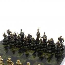 Шахматы из бронзы и змеевика &amp;quot;Европейские&amp;quot; доска 40х40 см