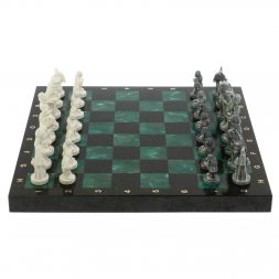 Шахматы &amp;quot;Средневековье&amp;quot; шабровский змеевик 40х40 см