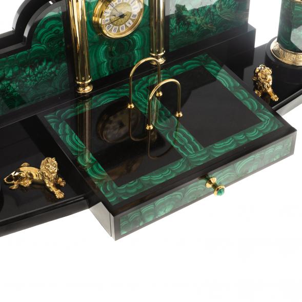 Письменный прибор из малахита &amp;quot;Лев с шаром&amp;quot; 124400