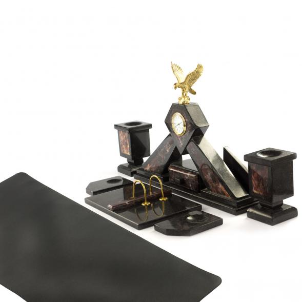 Письменный набор &amp;quot;Орел&amp;quot; из яшмы с настольным ковриком 121020