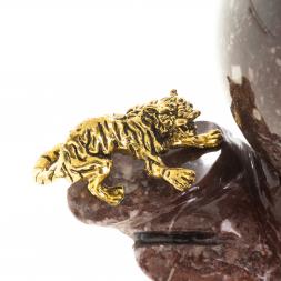 Письменный прибор из креноида &amp;quot;Шар на подставке с тигром&amp;quot;