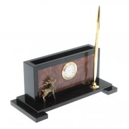 Визитница с оленем из лемезита и долерита