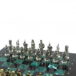 Шахматы подарочные "Александр Македонский" 36х36 см из змеевика