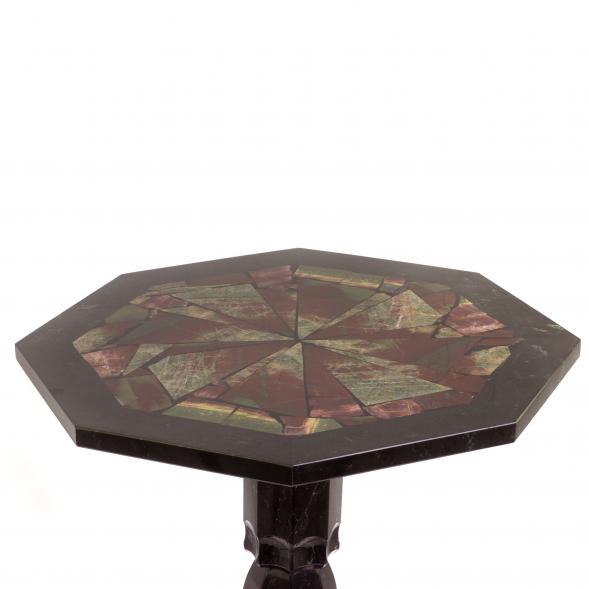 Столик из камня №2 змеевик, яшма 126064