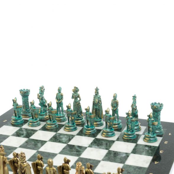 Шахматы &amp;quot;Средневековые рыцари&amp;quot; фигуры бронза / патина 44х44 см мрамор змеевик 128394