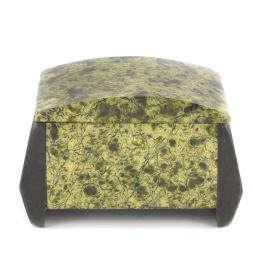 Шкатулка "Персона" из змеевика 9х6,5х5 см