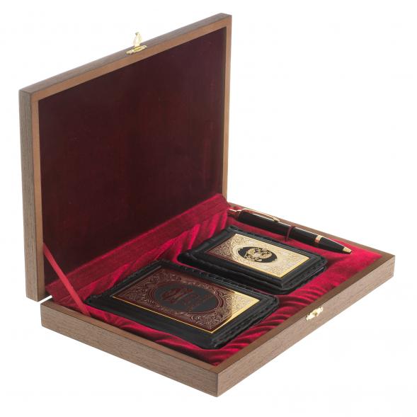 Подарочный набор &amp;quot;Автомобилист&amp;quot; обложка для автодокументов, визитница и ручка Parker 122401