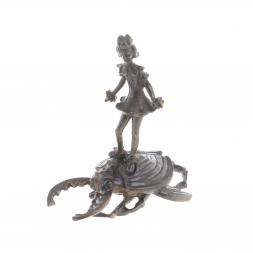 Статуэтка из бронзы &amp;quot;Дюймовочка на жуке&amp;quot;