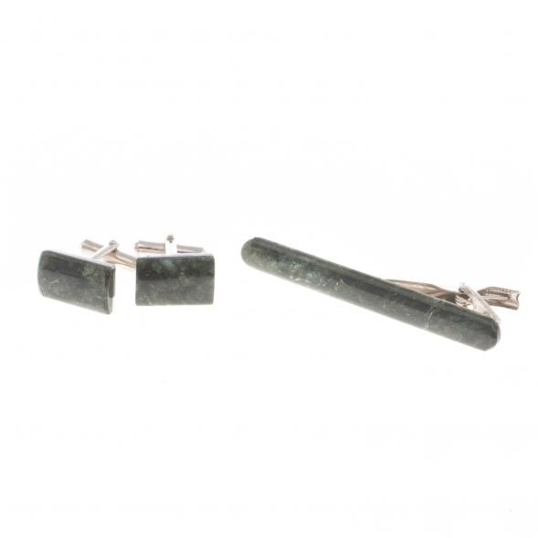 Набор запонки прямоугольные и зажим для галстука камень актинолит 124494