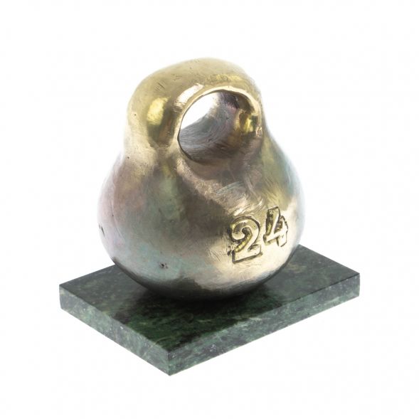 Статуэтка из бронзы &amp;quot;Гиря 24 кг&amp;quot; змеевик 8,5х6,5х8,5 см 129064