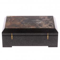 Шкатулка из долерита со вставкой из агата 11х7х4 см