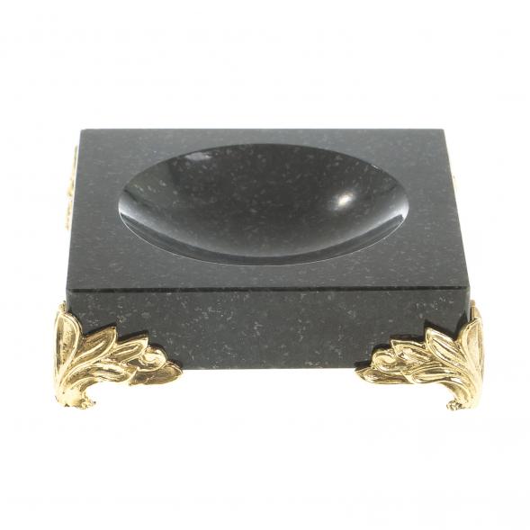 Подставка под шар из гранита на ножках 7х7 см 123283