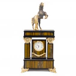 Часы "Конь с попоной" тигровый глаз