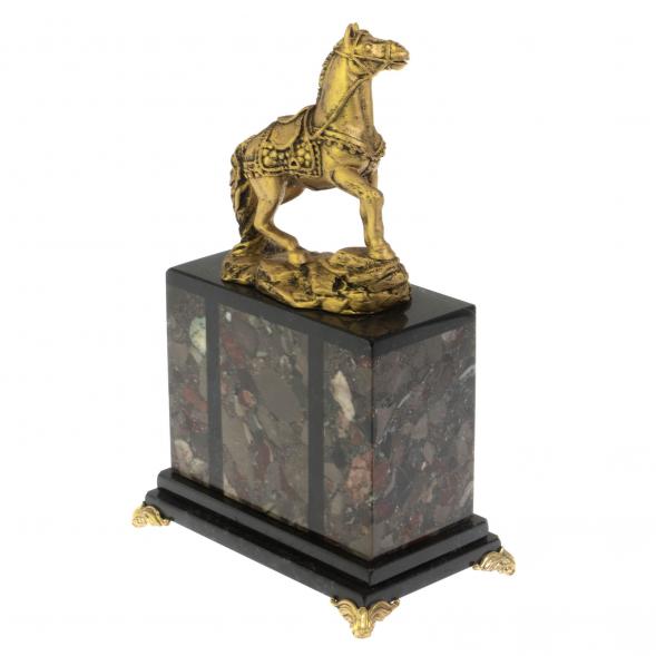 Часы &amp;quot;Конь в сбруе&amp;quot; из конгломерата 128778