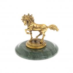 Статуэтка &amp;quot;Лошадка&amp;quot; на подставке из офиокальцита (металл)