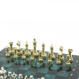 Шахматы "Стаунтон" доска 40х40 см из змеевика