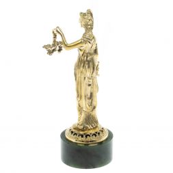 Статуэтка &amp;quot;Фемида&amp;quot; на подставке из нефрита 5,5х5,5х16 см