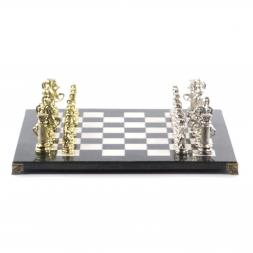 Настольные шахматы "Древний Рим" доска из камня 44х44 см фигуры металлические