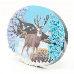 Панно из камня на подставке "Олень"