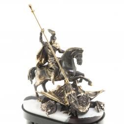 Бронзовые часы на камне &amp;quot;Георгий Победоносец&amp;quot; мрамор в кейсе