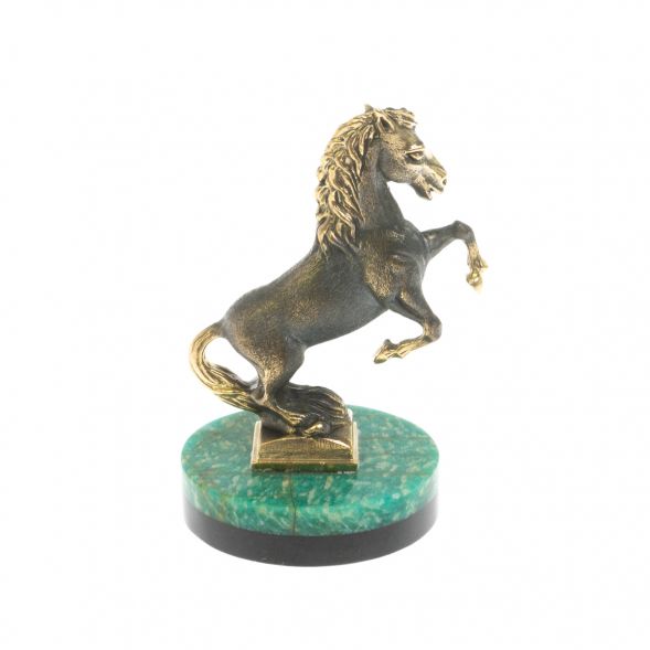 Статуэтка &amp;quot;Конь на дыбах&amp;quot; на подставке из амазонита 5х4,5х7,5 см 129429