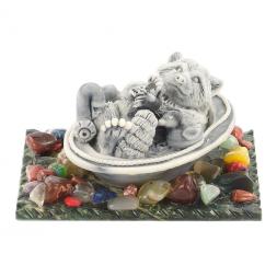 Сувенир "Енот купается" из мрамолита