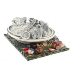 Сувенир "Енот купается" из мрамолита