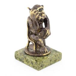 Статуэтка "Обезьяна с телефоном" из бронзы и змеевика