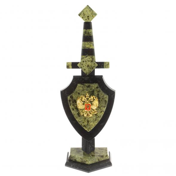 Настольный сувенир &amp;quot;Щит и меч&amp;quot; камень змеевик 10х7х28 см 113896