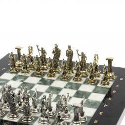 Шахматы подарочные "Римские лучники" 28х28 мрамор шабровский змеевик