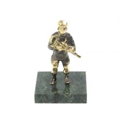 Статуэтка "Солдат-спецназовец" из бронзы