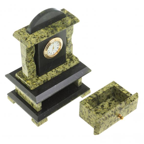 Часы со шкатулкой из натурального змеевика 112002