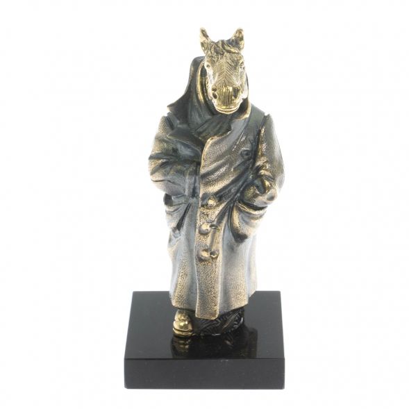 Статуэтка &amp;quot;Конь в пальто&amp;quot; камень долерит 129169