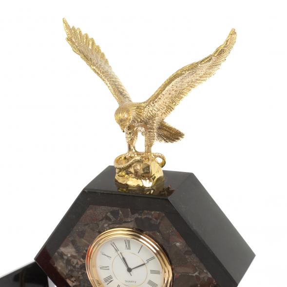 Настольный набор &amp;quot;Орел&amp;quot; из конгломерата с бюваром и лотком А4 126935