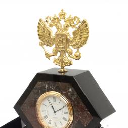 Настольный набор &amp;quot;Герб&amp;quot; из конгломерата с бюваром и лотком А4