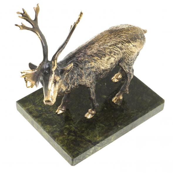 Бронзовая статуэтка &amp;quot;Северный олень&amp;quot; на подставке из камня змеевик 123507