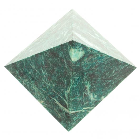 Пирамида 7,5х7,5х6 см камень змеевик 113875