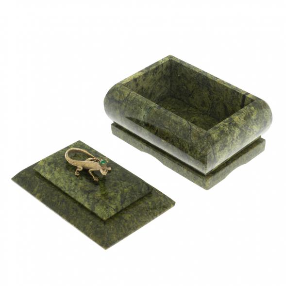 Шкатулка прямоугольная я ящерицей 10х7х8 см 129456