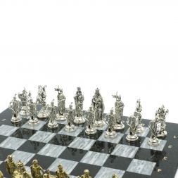 Шахматы "Рыцари крестоносцы" 44х44 см из змеевика и серого мрамора