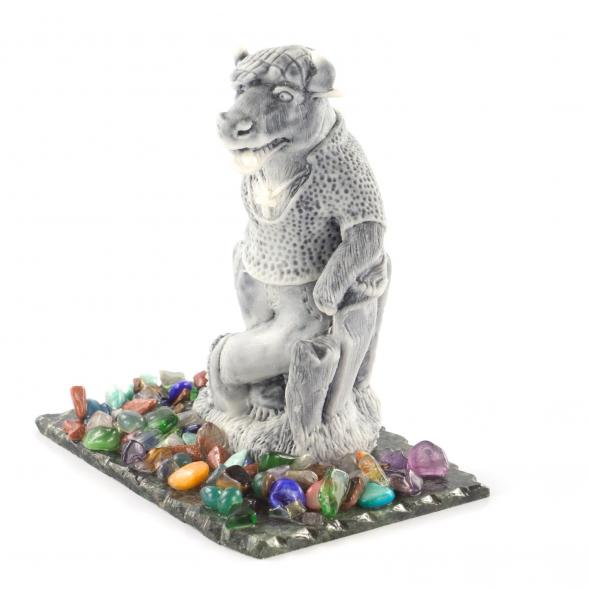 Сувенир &amp;quot;Бык - авторитет&amp;quot; из мрамолита на подставке из змеевика 121185