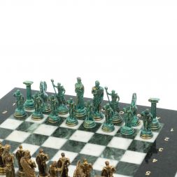 Шахматы "Подвиги Геракла" 28х28 см из мрамора и змеевика цвет бронза / патина