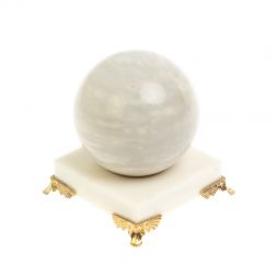 Шар 6 см из газганского мрамора на подставке